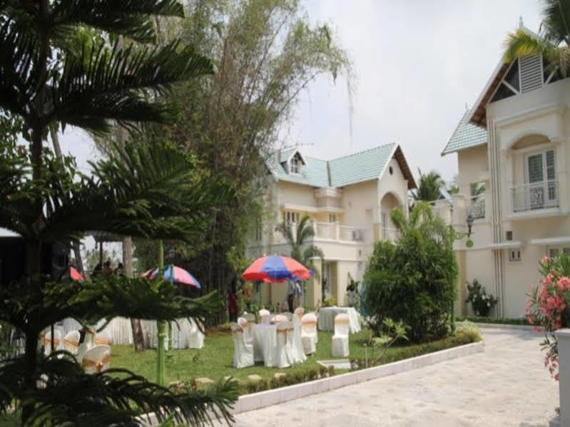 Punarnava Bamboo Lagoon Ayurveda Village Kochi Exterior foto