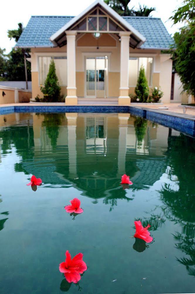 Punarnava Bamboo Lagoon Ayurveda Village Kochi Exterior foto